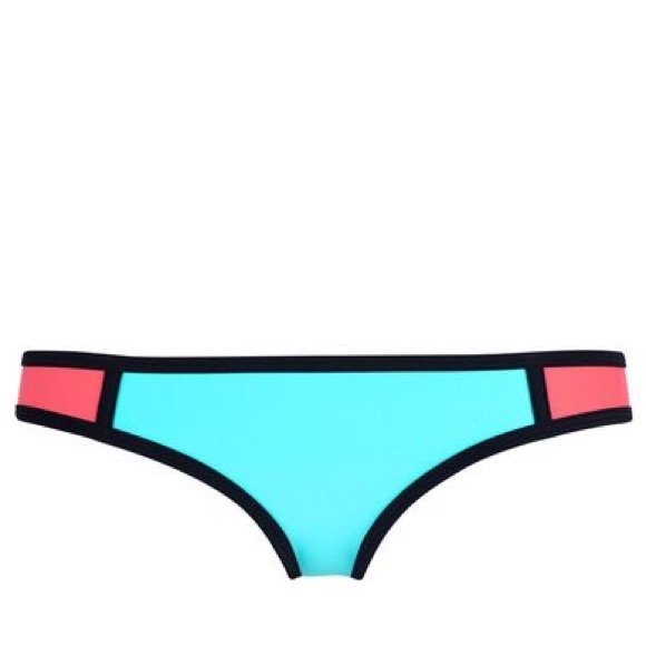 Triangl Bottom - Picture 2 of 4